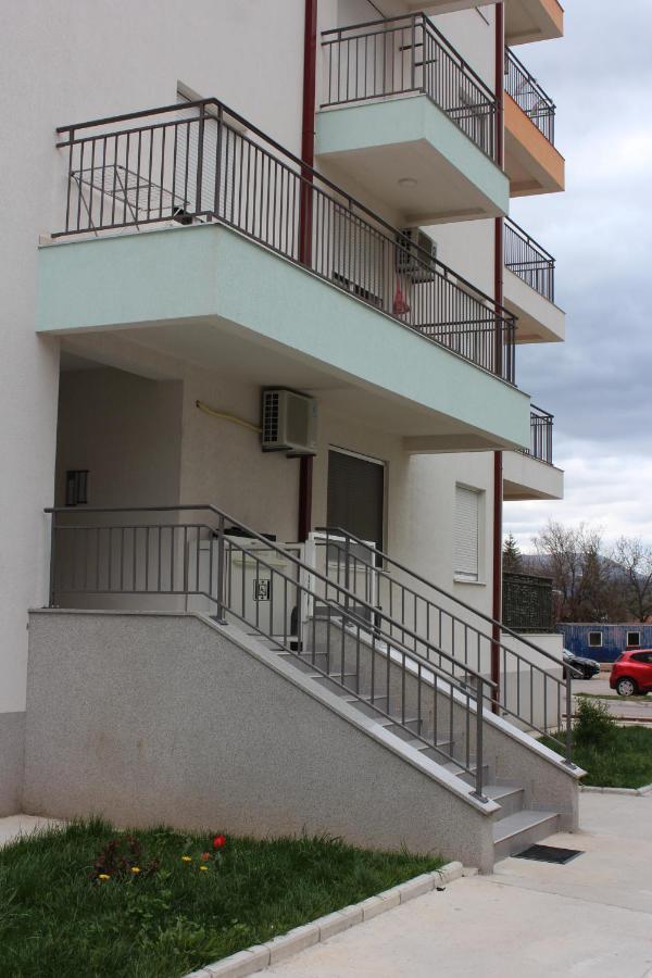 Apartment Anagastum Nikšić エクステリア 写真